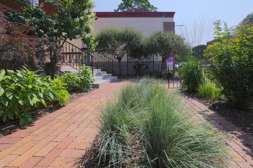 951 Grand Ave, Saint Paul, MN à vendre - Photo du bâtiment - Image 3 de 13