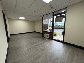 1020 N Batavia St, Orange, CA à louer Photo intérieure- Image 2 de 6