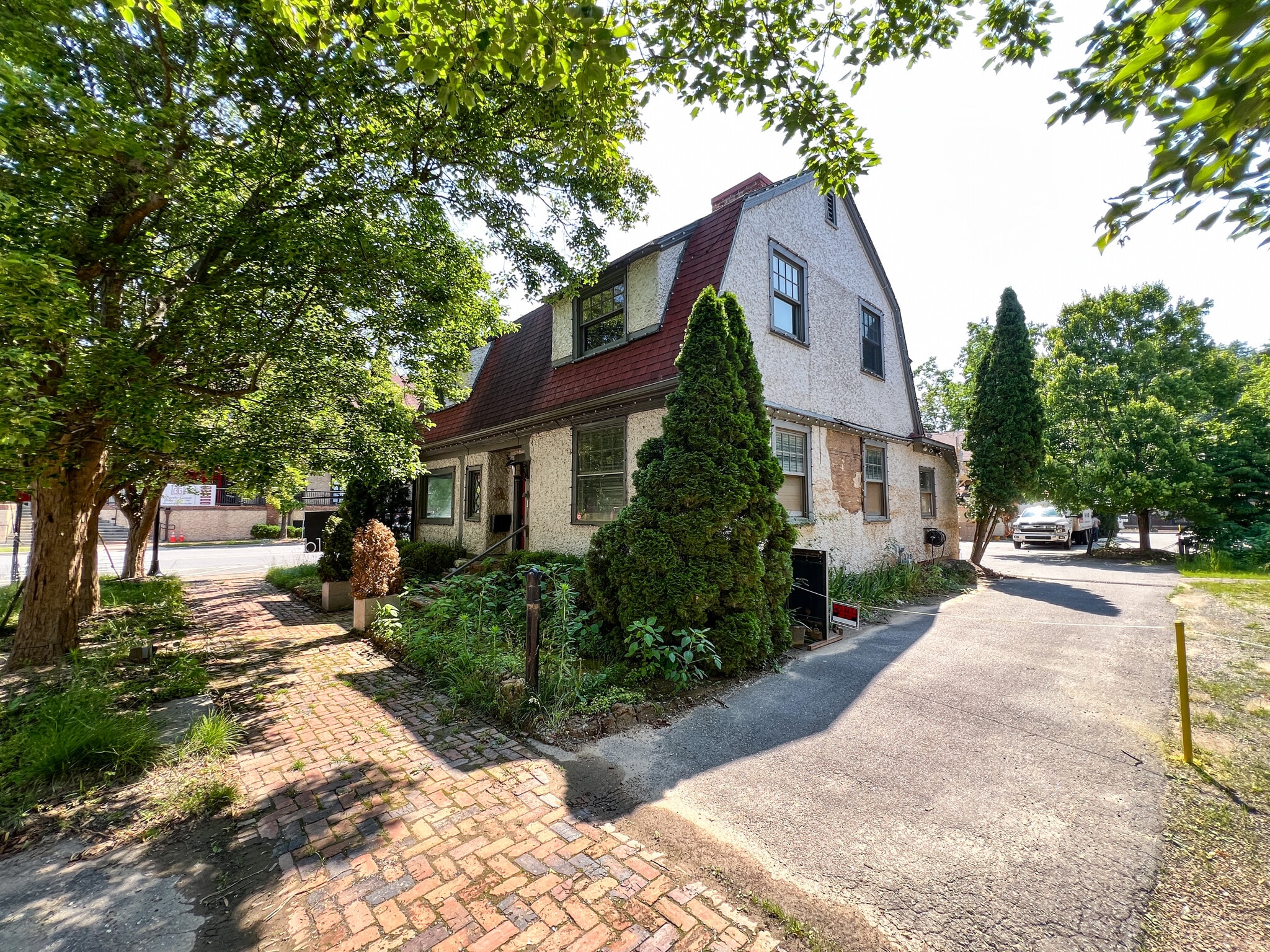 1 Swan St, Asheville, NC for sale Building Photo- Image 1 of 40