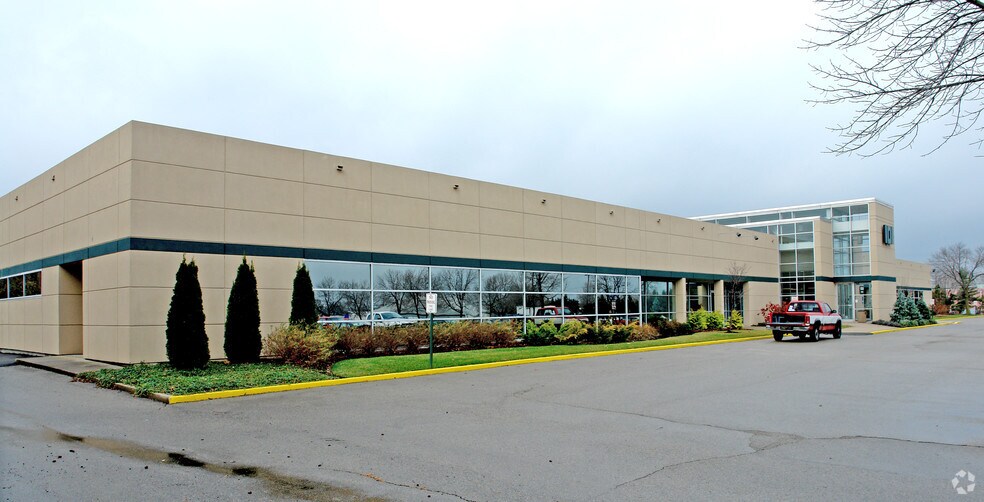 101 Woodman Dr, Dayton, OH à louer - Photo du bâtiment - Image 3 de 15