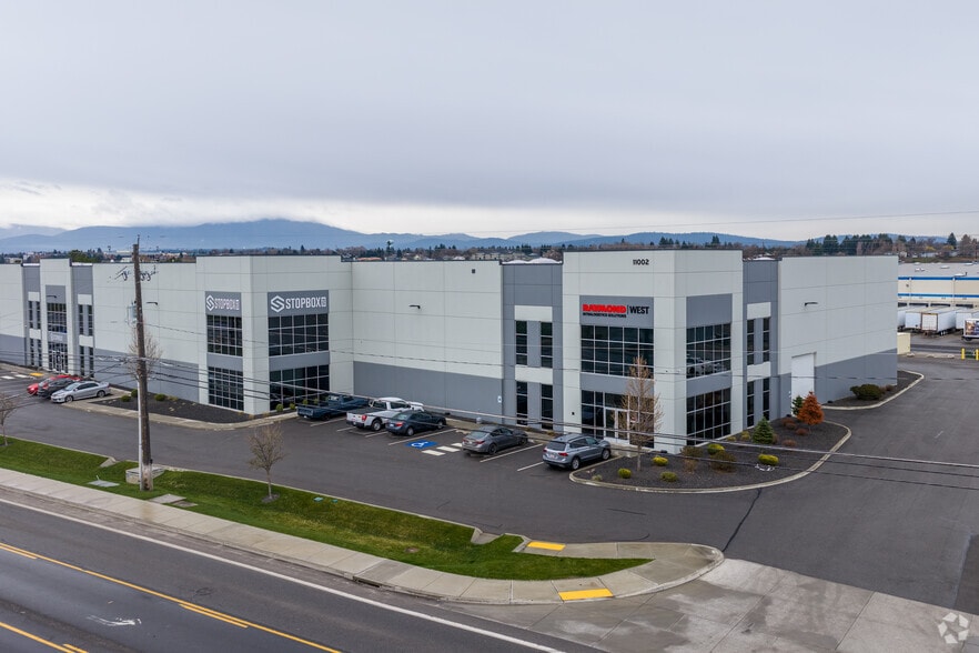 11002 E Montgomery Dr, Spokane Valley, WA for lease - Building Photo - Image 3 of 6