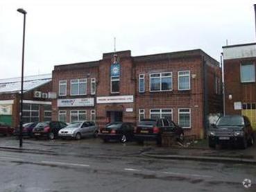 175 Bilton Rd, Greenford à vendre - Photo du bâtiment - Image 2 de 2