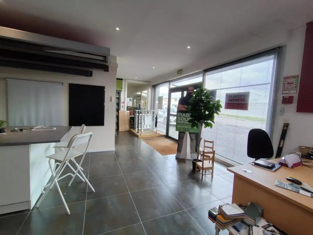 46 Rue Des Broderies, Coignières à louer Photo intérieure- Image 1 de 8