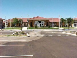 9491 N Fort Washington Rd, Fresno, CA à louer - Photo du bâtiment - Image 2 de 3