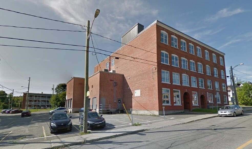 266-268 St Aberdeen, Sherbrooke, QC for lease - Building Photo - Image 2 of 10