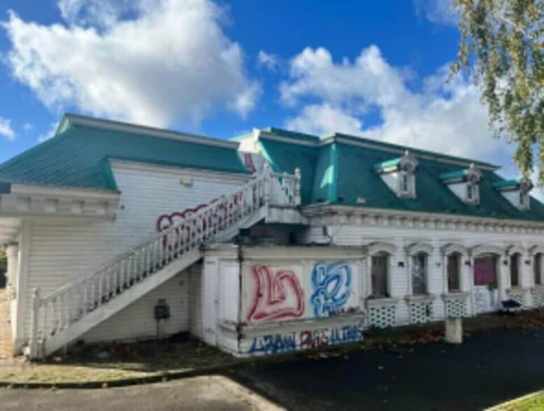 36 Route De Massy, Chilly-Mazarin for lease - Building Photo - Image 3 of 6