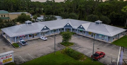 17218 Toledo Blade Blvd, Port Charlotte, FL à louer Photo intérieure- Image 1 de 1