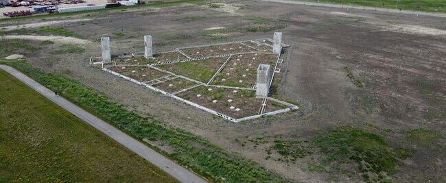 Plus de détails pour 11901 104 Av, Grande Prairie, AB - Terrain à vendre