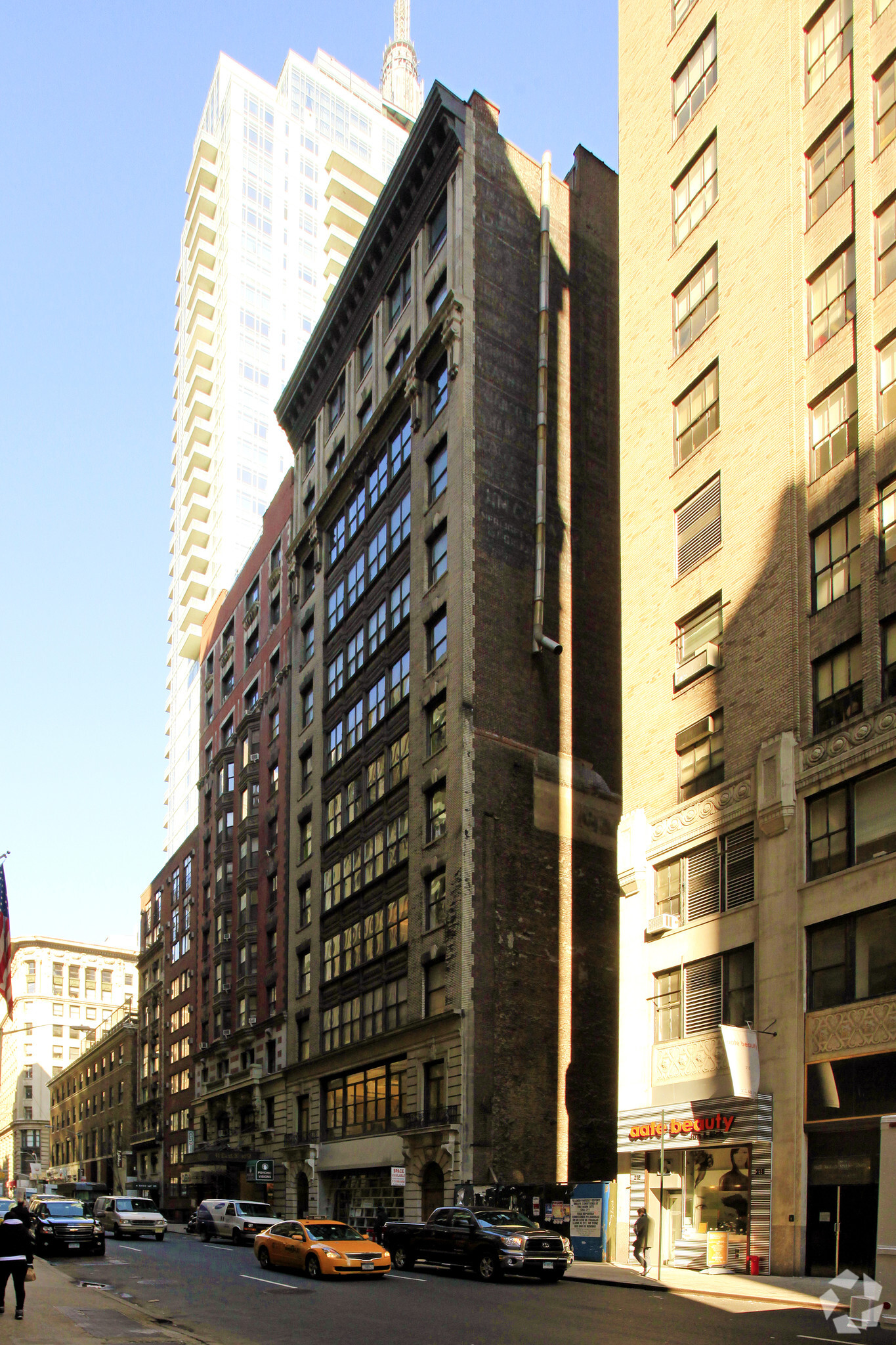 15 E 32nd St, New York, NY for lease Building Photo- Image 1 of 10