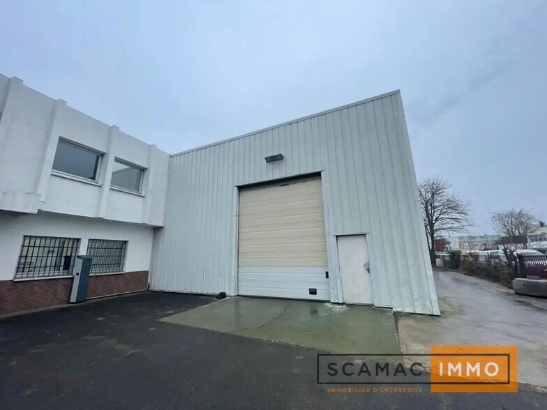 Industrial in Valenton for lease - Building Photo - Image 3 of 8