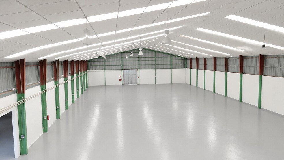 Industrial in Paiporta for lease - Building Photo - Image 3 of 29