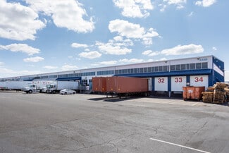 Plus de détails pour 5330 NE Courier Ct, Portland, OR - Industriel à louer