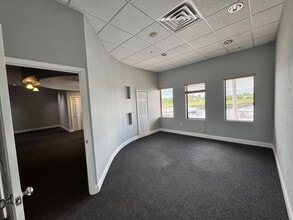 5781 Cape Harbour Dr, Cape Coral, FL for lease Interior Photo- Image 2 of 4