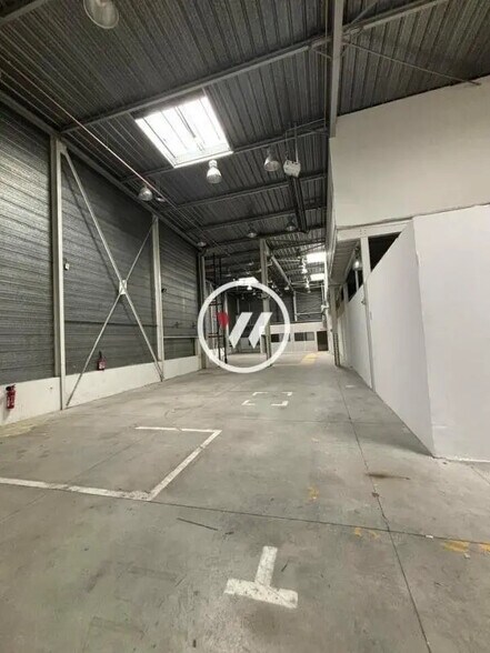 Flex dans LES MILLES à louer - Photo intérieure - Image 2 de 7