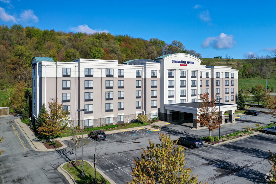 3015 Pittsburgh Mills Blvd, Tarentum, PA à vendre - Photo principale - Image 1 de 1