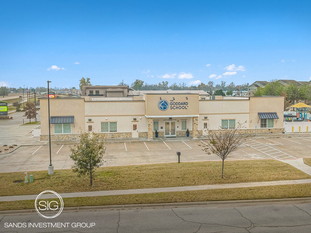 12606 S Memorial Dr, Bixby, OK à vendre Photo du bâtiment- Image 1 de 6