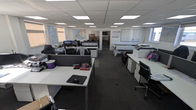 Shamblehurst Ln, Southampton for lease Interior Photo- Image 2 of 3