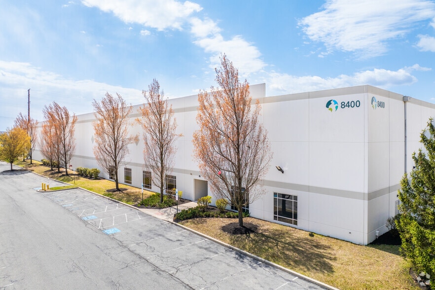 8400 Industrial Blvd W, Breinigsville, PA for lease - Primary Photo - Image 1 of 6