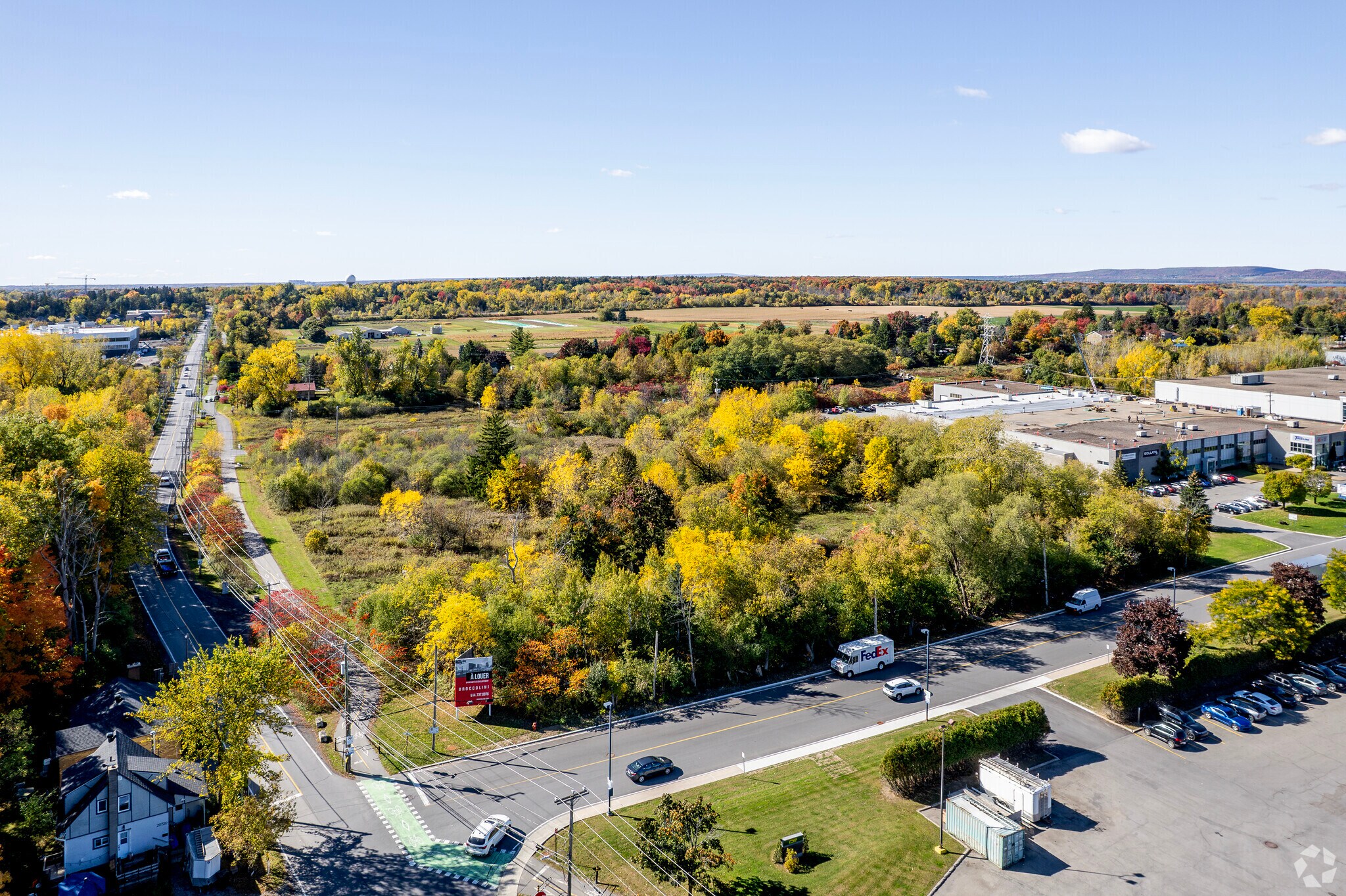 3 St Cedar, Sainte-Anne-de-Bellevue, QC for lease Building Photo- Image 1 of 4