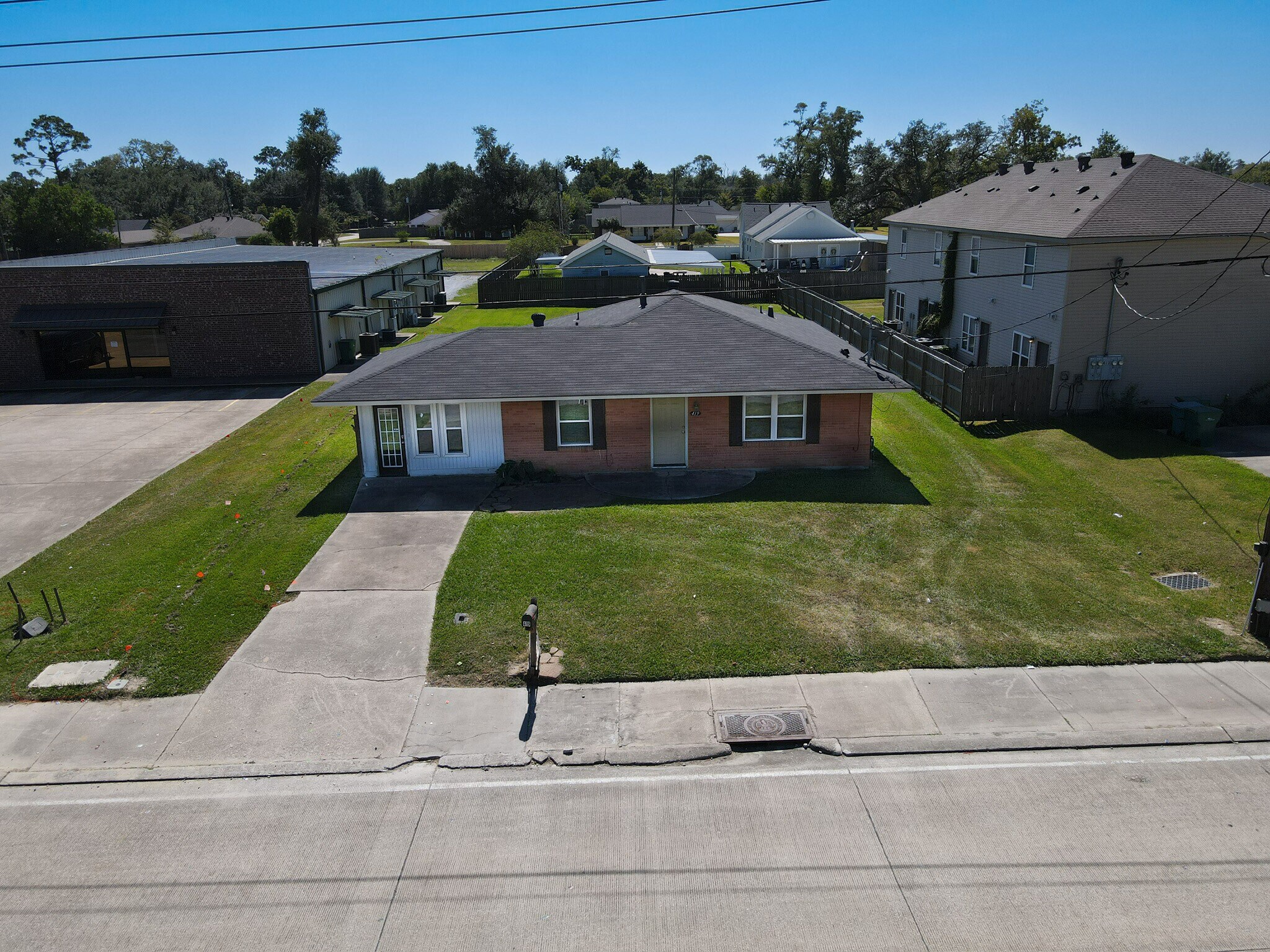 419 Cypress St, Sulphur, LA for sale Primary Photo- Image 1 of 17