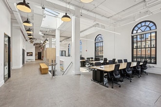 525 Broadway, New York, NY à louer Photo intérieure- Image 1 de 2