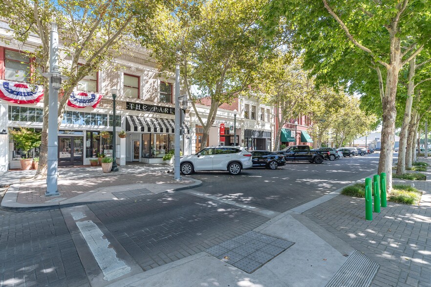 23 E 6th St, Tracy, CA for sale - Building Photo - Image 2 of 15