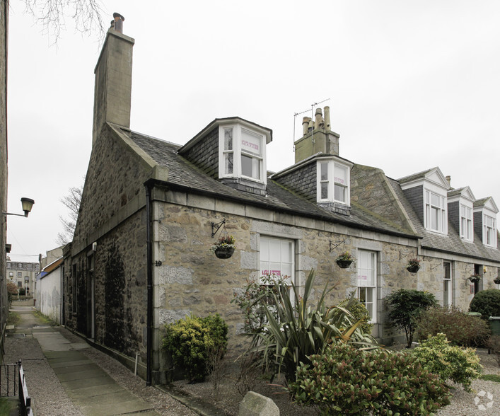 19 Victoria St, Aberdeen for sale - Primary Photo - Image 1 of 2