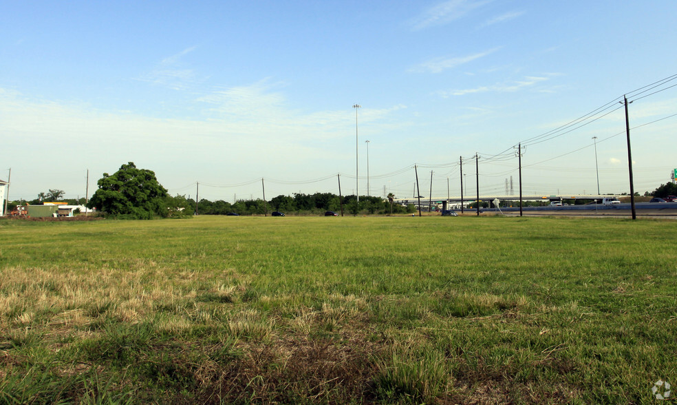 Scarsdale Blvd. & I-45 South, Houston, TX à vendre - Photo principale - Image 1 de 2