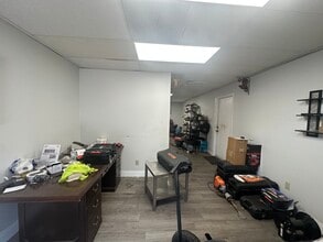 2530 Old Louetta Loop, Spring, TX for lease Interior Photo- Image 2 of 8