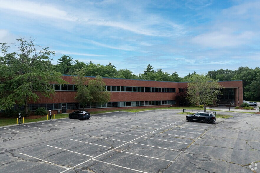 15 Constitution Dr, Bedford, NH for lease - Building Photo - Image 3 of 5
