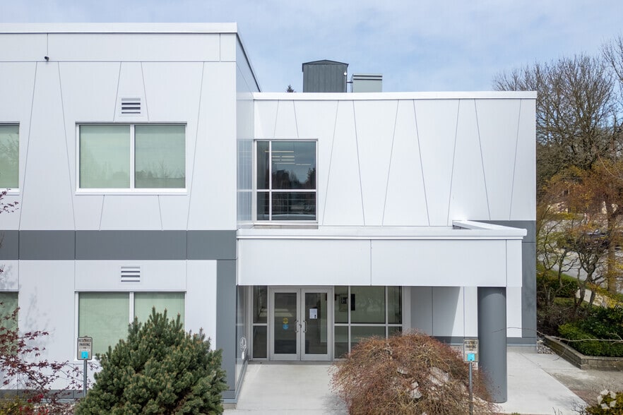 8899 Odlin Cres, Richmond, BC for lease - Building Photo - Image 3 of 4