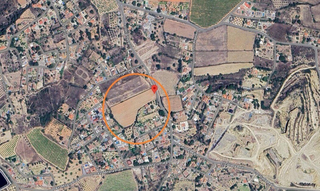 Colònia Tosal II, 46, Montserrat, Valencia for sale Primary Photo- Image 1 of 3