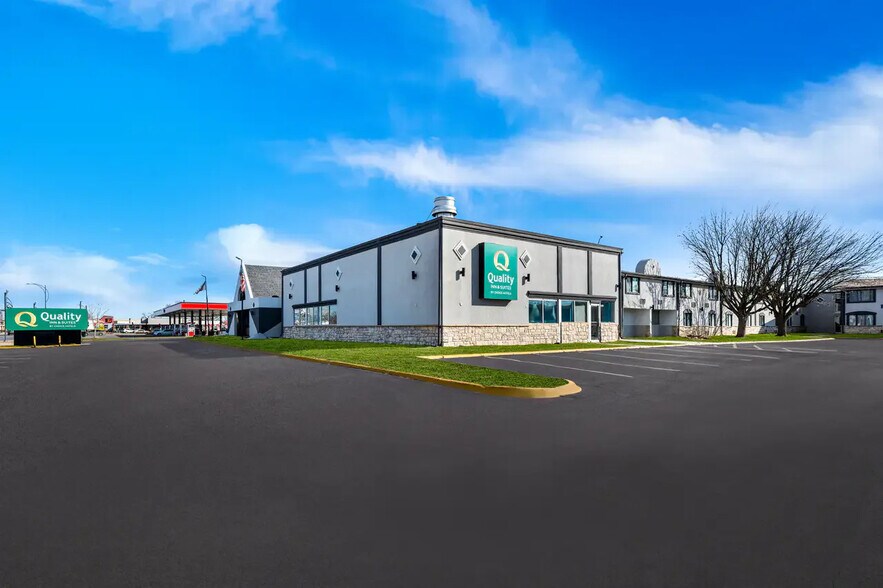 3537 W Broadway, Council Bluffs, IA à vendre - Photo du bâtiment - Image 2 de 10
