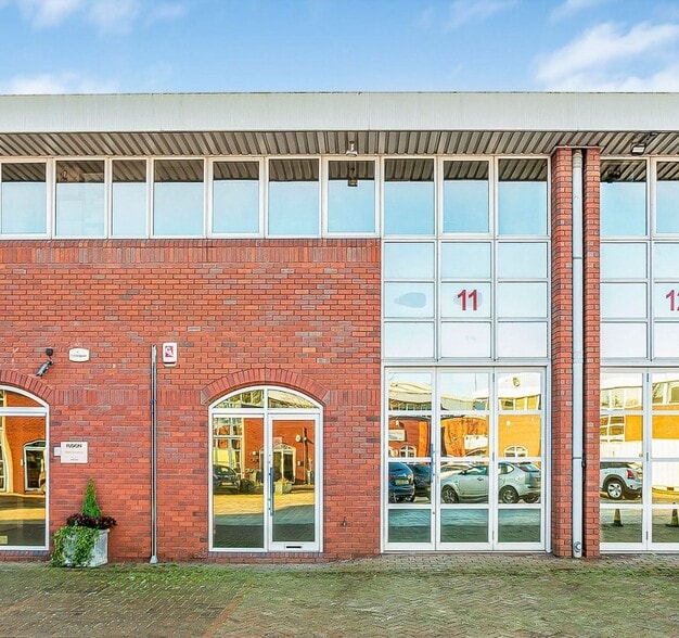 Sulivan Rd, London for sale - Primary Photo - Image 1 of 3