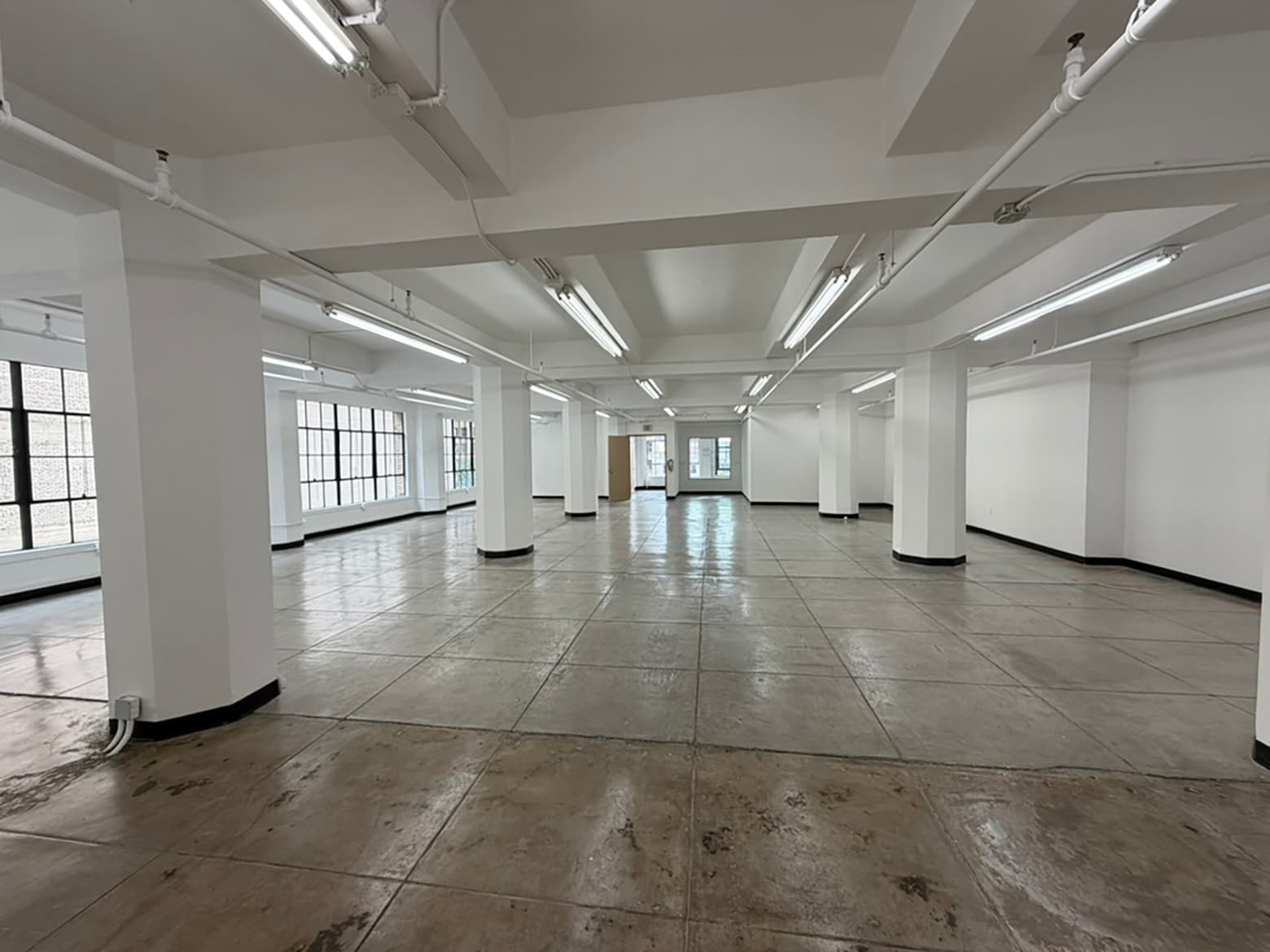 814-818 S Broadway, Los Angeles, CA for lease Interior Photo- Image 1 of 8