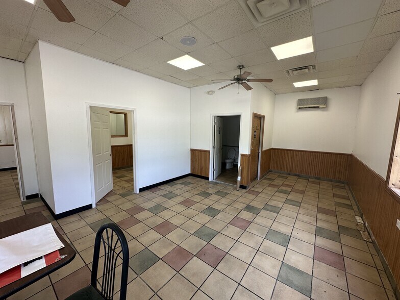 76 S Main St, Franklinville, NY à louer - Photo intérieure - Image 3 de 9