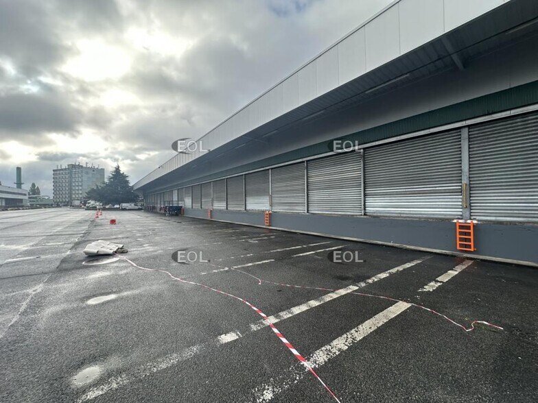 Industrial in Aulnay-sous-Bois for lease - Building Photo - Image 3 of 11