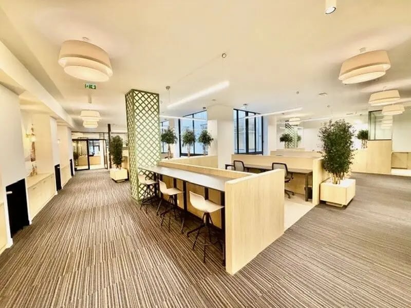 Office in Paris for sale Interior Photo- Image 1 of 15
