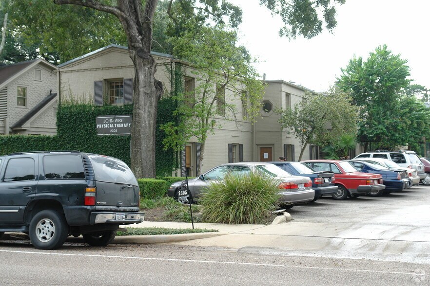 2305 San Felipe St, Houston, TX à vendre - Photo du bâtiment - Image 3 de 5