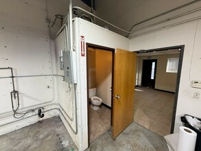 1545 W Tufts Ave, Englewood, CO for lease Interior Photo- Image 2 of 4