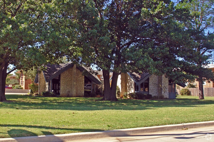 3501 NW 50th St, Oklahoma City, OK à louer - Photo du bâtiment - Image 1 de 10