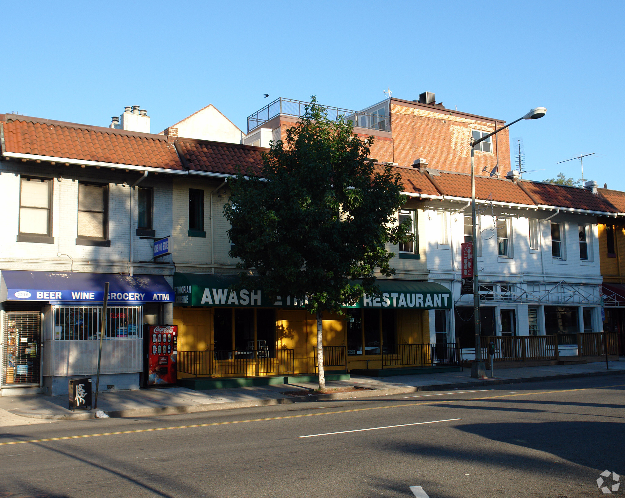 2218-2220 18th St NW, Washington, DC à louer Photo principale- Image 1 de 4