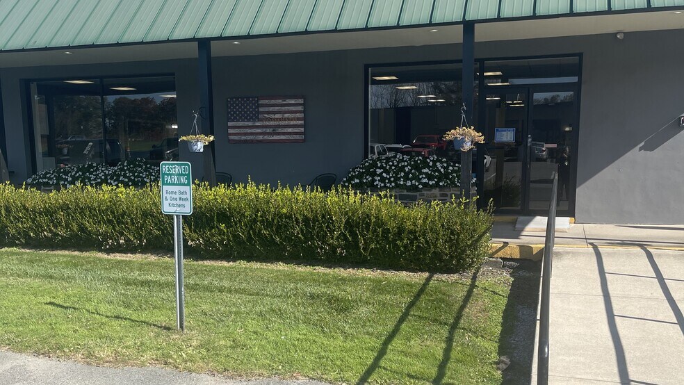 2385 John Fries Hwy, Quakertown, PA à louer - Photo du bâtiment - Image 3 de 7