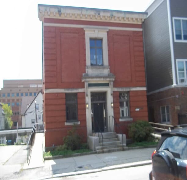 195 Angell St, Providence, RI for sale - Building Photo - Image 3 of 11