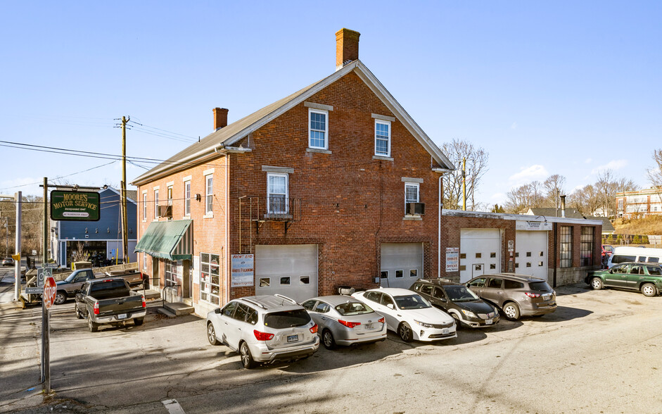 487 Washington St, Coventry, RI for sale - Building Photo - Image 3 of 9