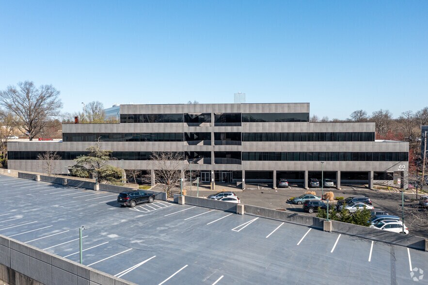 60 Walnut Ave, Clark, NJ à louer - Photo du bâtiment - Image 2 de 4