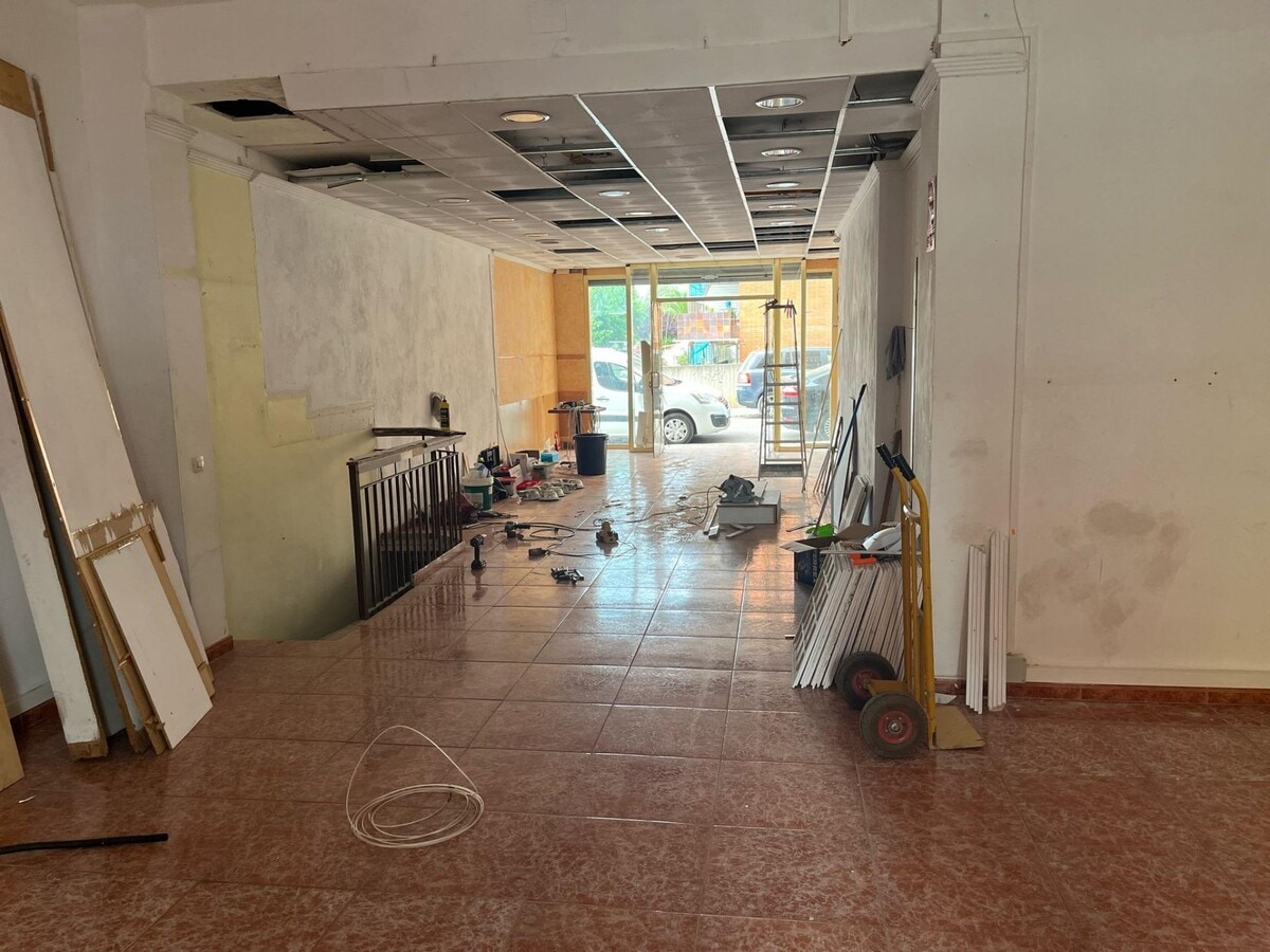 Vilanova i la Geltrú, BAR 08800 -  -  - Interior Photo - Image 1 of 7