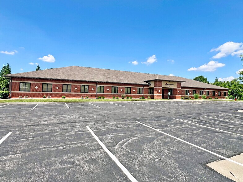 620 Pierce Blvd, O'Fallon, IL à louer - Photo du bâtiment - Image 1 de 6