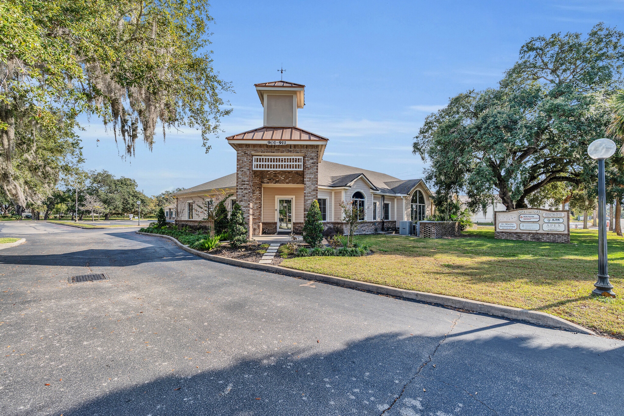 901-911 N Central Ave, Kissimmee, FL for sale Primary Photo- Image 1 of 36