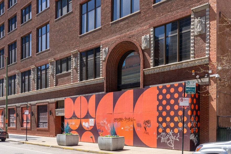 550 W Randolph St, Chicago, IL à louer - Photo du bâtiment - Image 3 de 13
